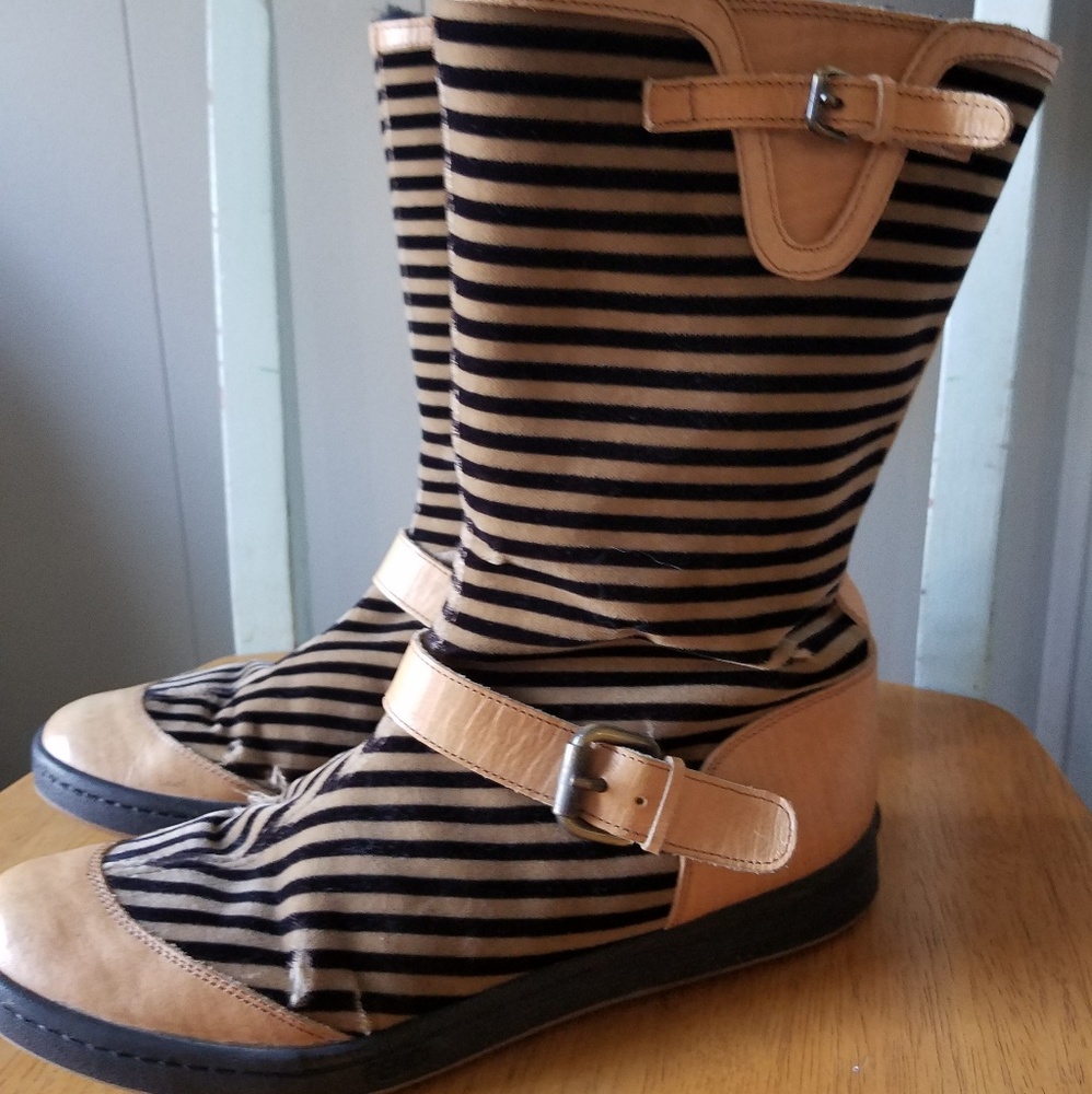 Authentic Vintage Fendi Zucca Stripped  Calf Boots